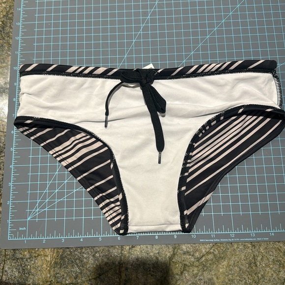 Men’s Speedo Style Swim Brief by Austinbem size 30-32 - Picture 5 of 6